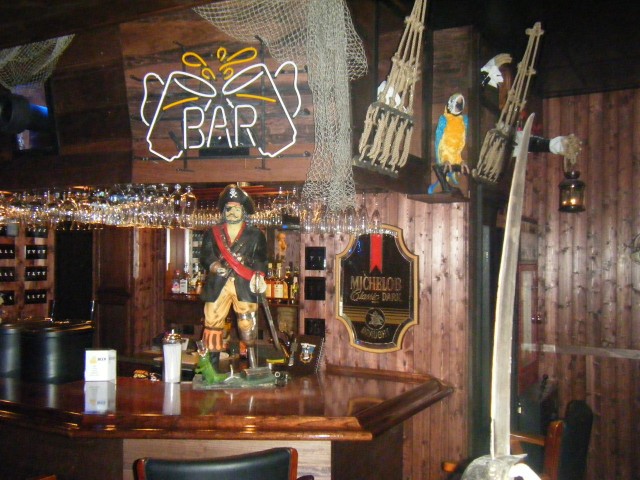 nautical/pirate themed bar ideas 