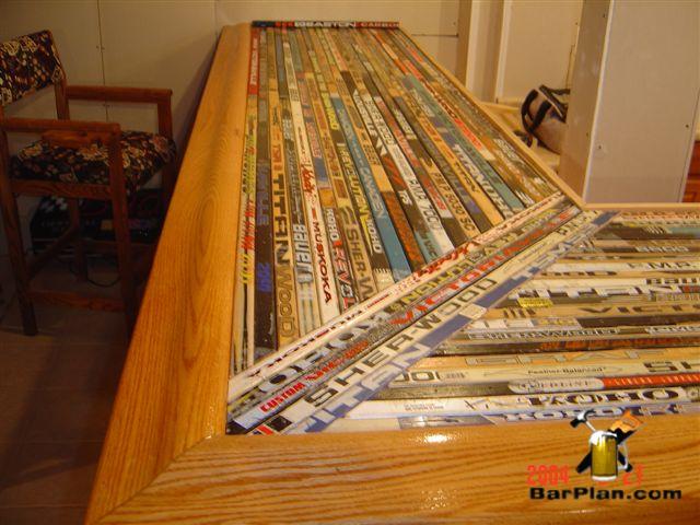 Tæller insekter Fremtrædende Lodge Decoupage Bar Top Techniques | Easy Home Bar Plans